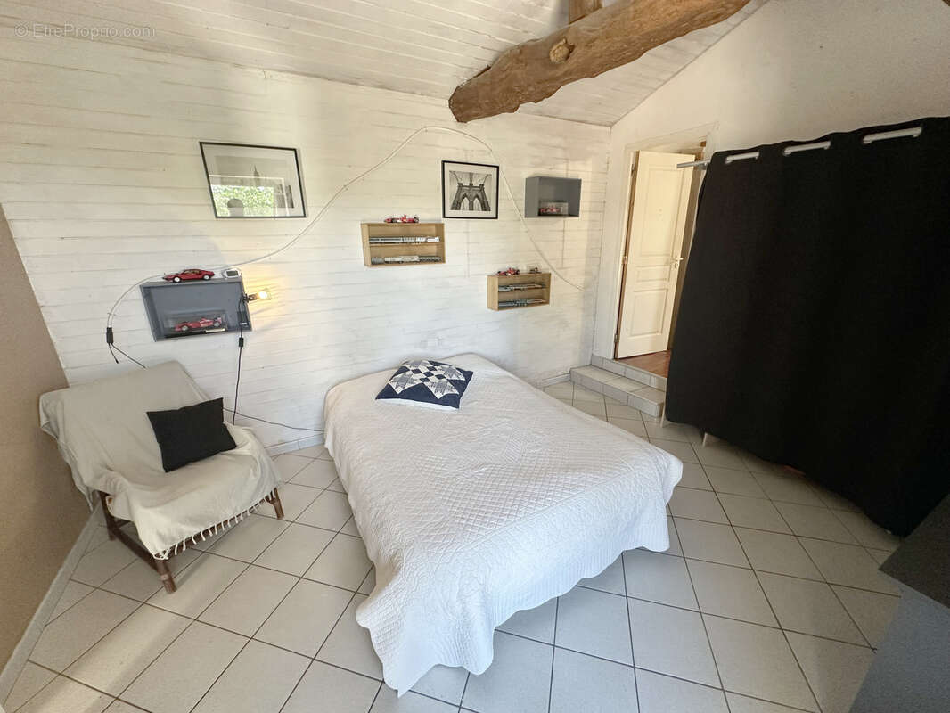 Maison à LAMOTHE-LANDERRON