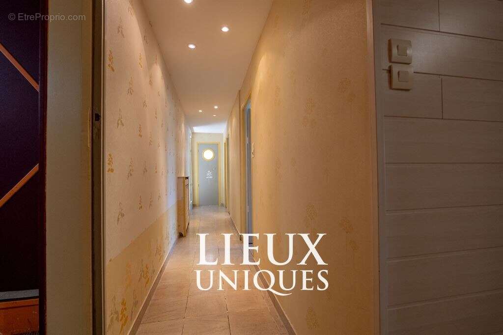 Lieux uniques ® x propriétés privées propose maison de  187 m² sur un terrain de 1295 m² à cellettes - photo 25