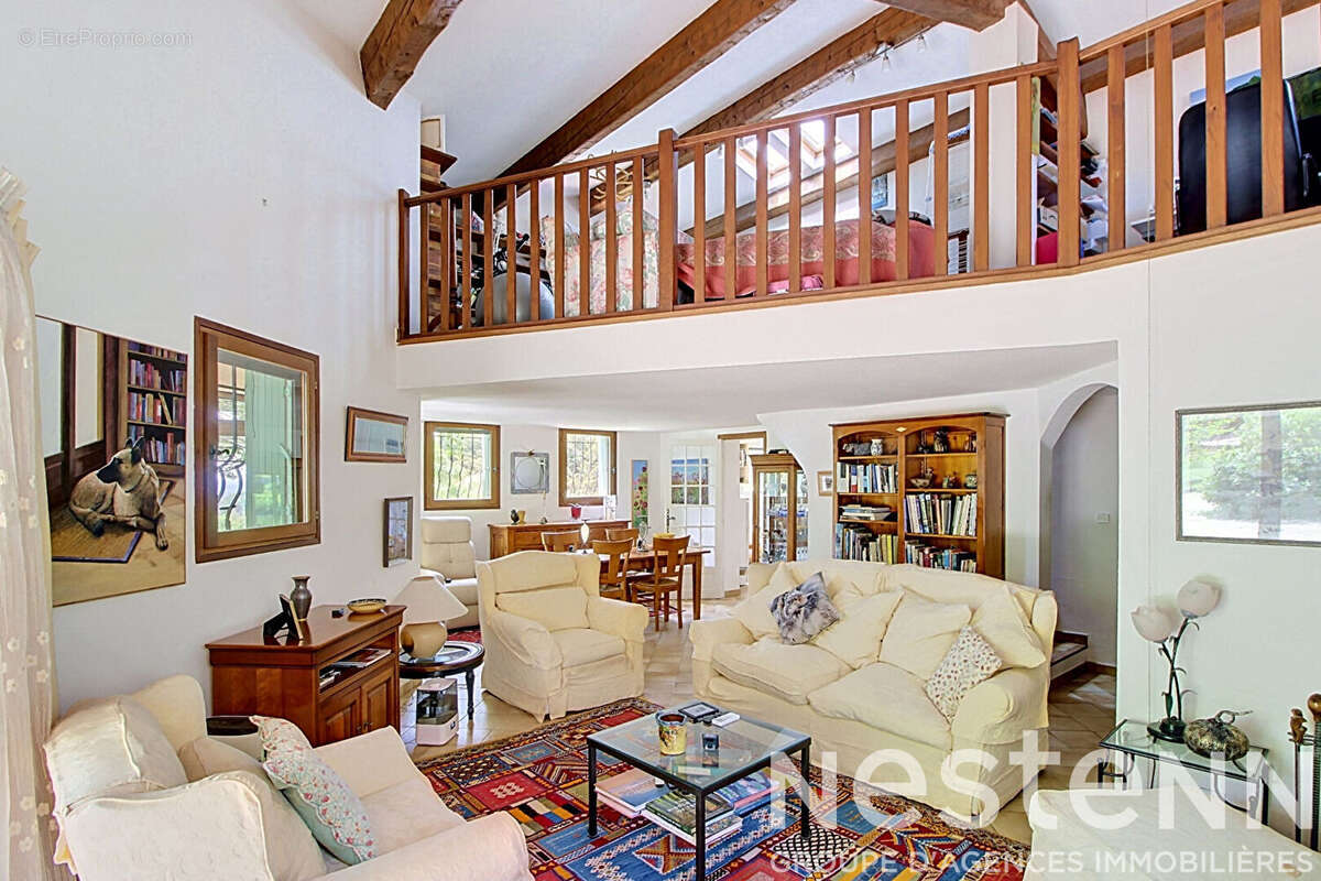 Maison à TOURTOUR