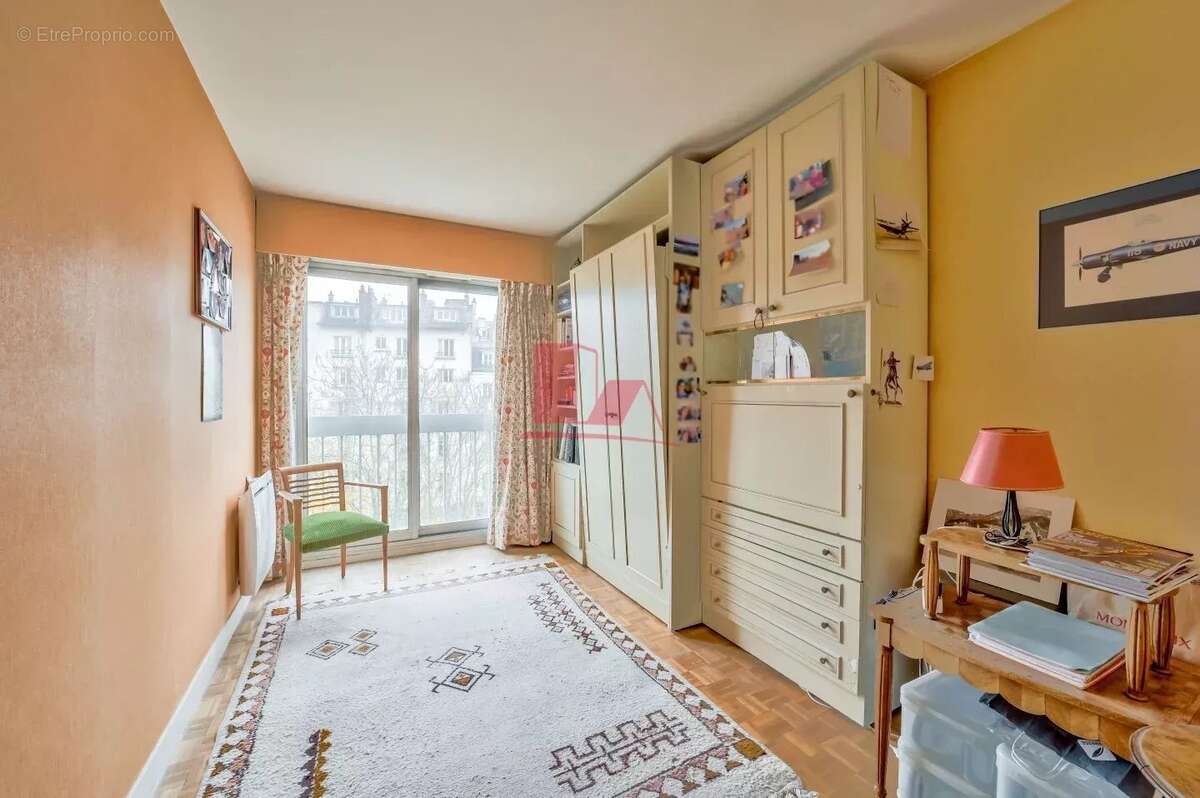 Appartement à ISSY-LES-MOULINEAUX