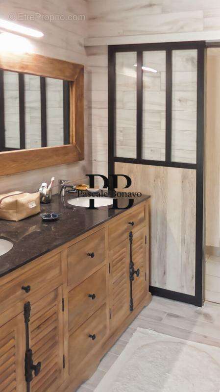 Maison à VENDAYS-MONTALIVET