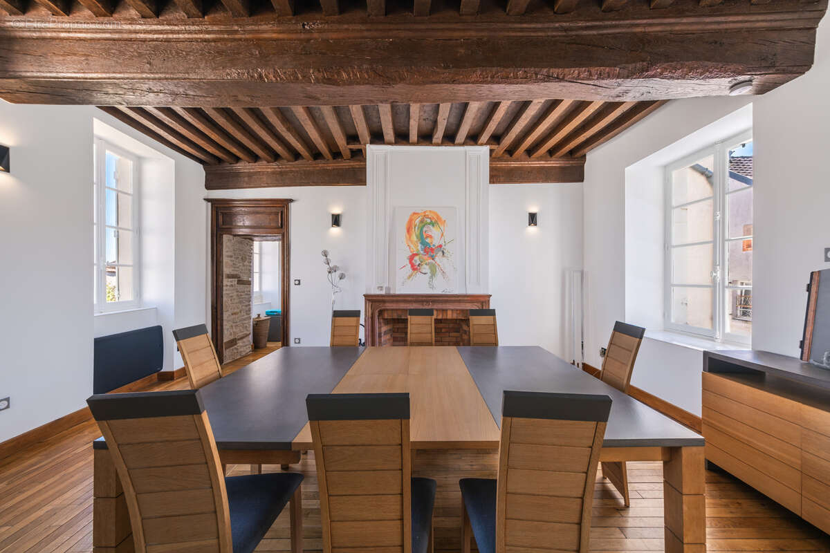 Splendide appartement de caractère au cœur d'une demeure du XIXème siècle - photo 5