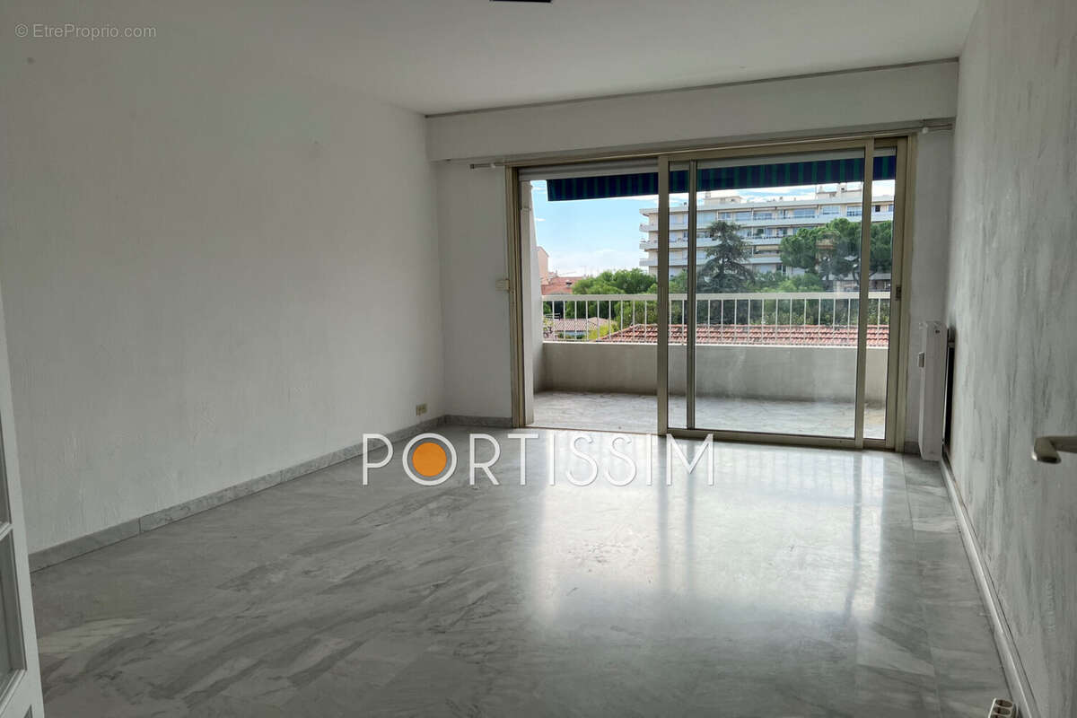 Appartement à CAGNES-SUR-MER