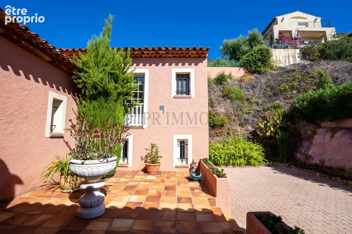 Agay villa 3 chambres garage vue mer - photo 48