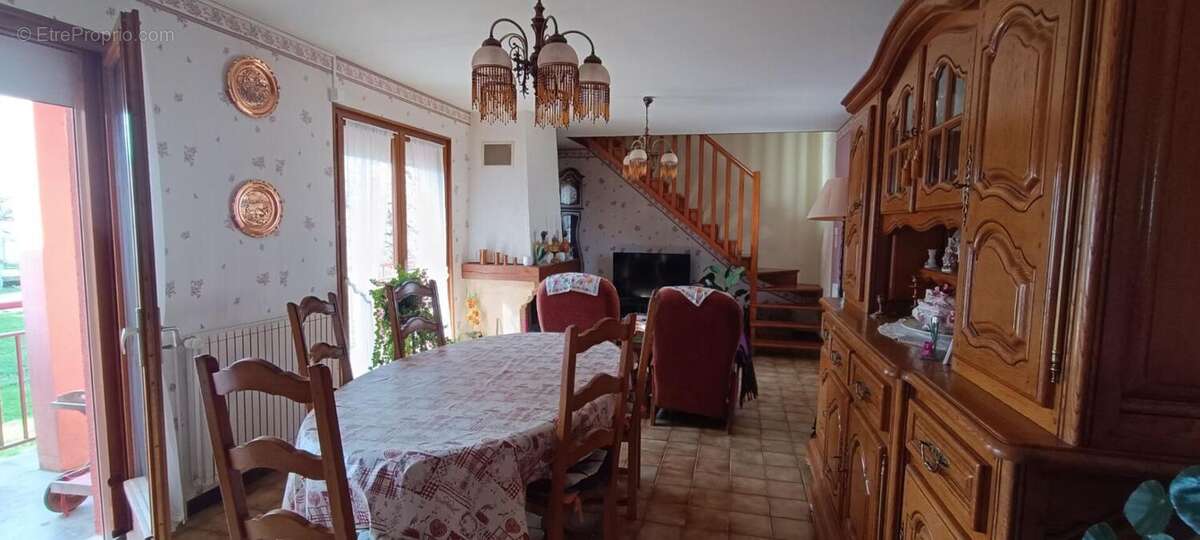 Maison à SAINT-SAUVEUR