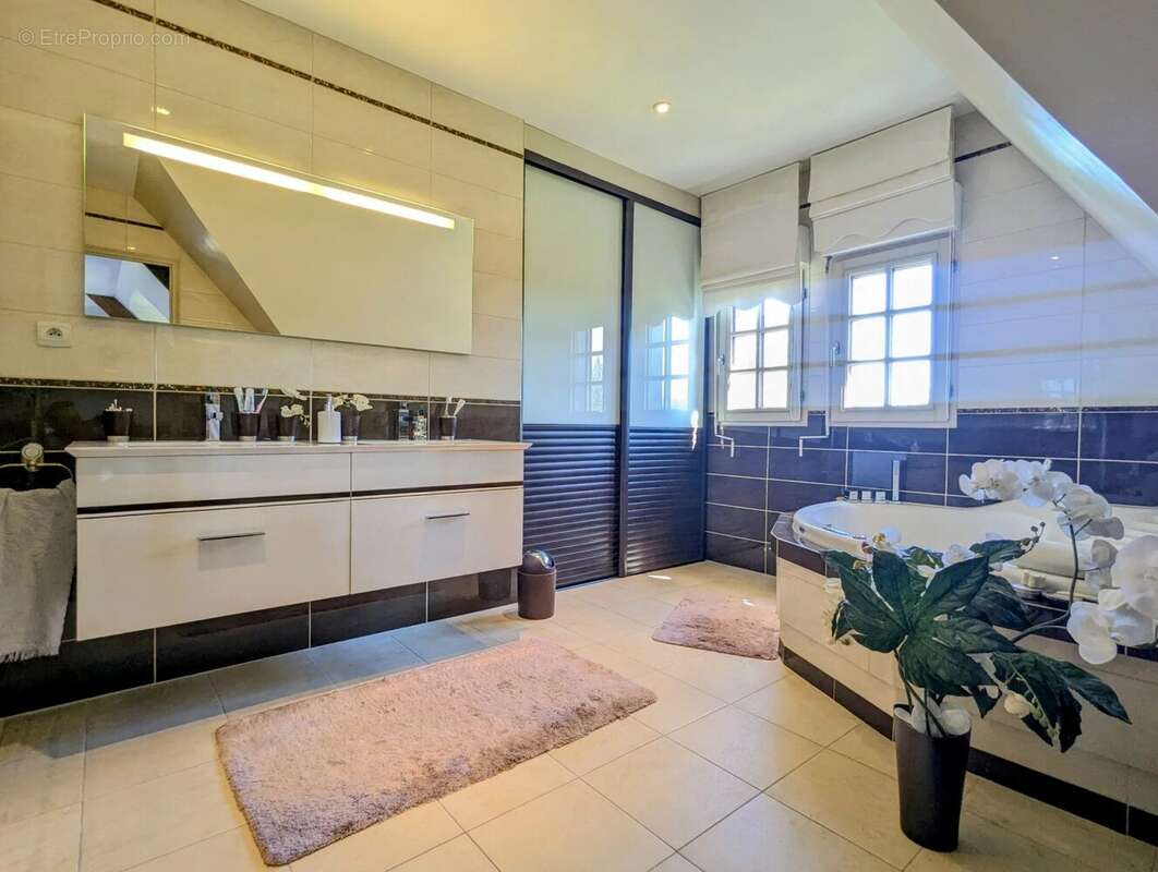 Maison à PACY-SUR-EURE