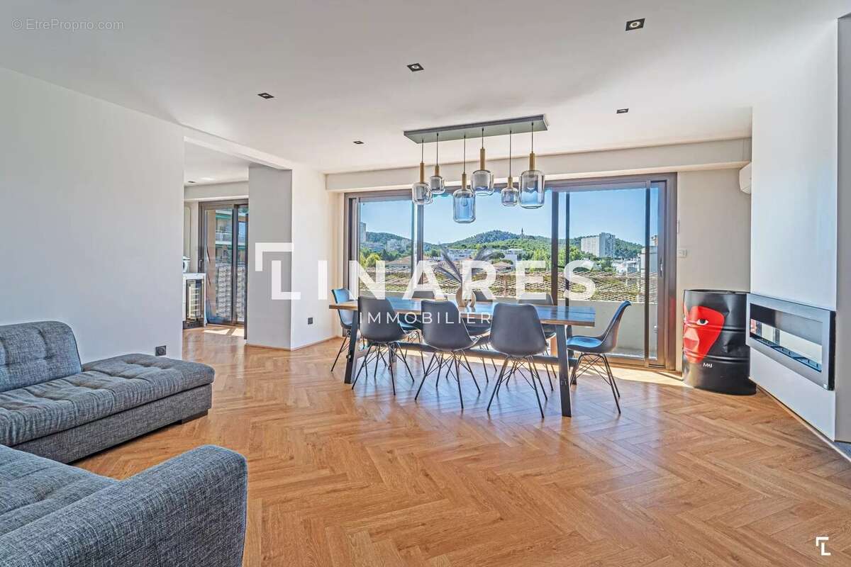 Appartement à MARSEILLE-9E