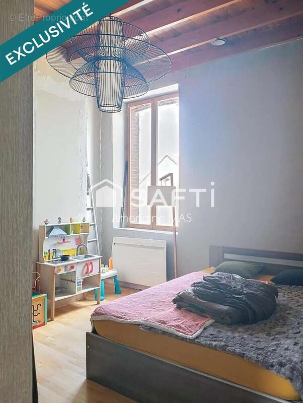 Maison 92 m² à Boulages  - photo 7