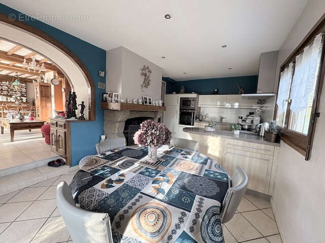 Maison à CAMPAGNOLLES