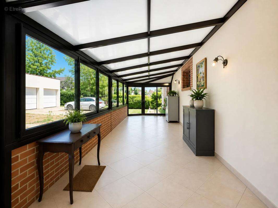 Maison de 5 pièces de 223 m² à Ligny-le-Ribault - photo 18