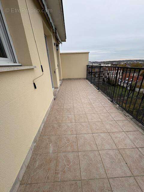 Appartement à NEUILLY-PLAISANCE