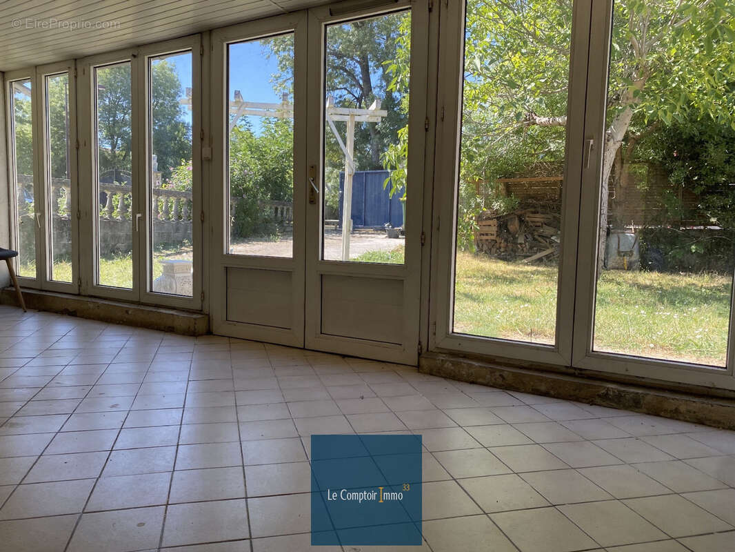 Maison et T2 proche des commodités - photo 7