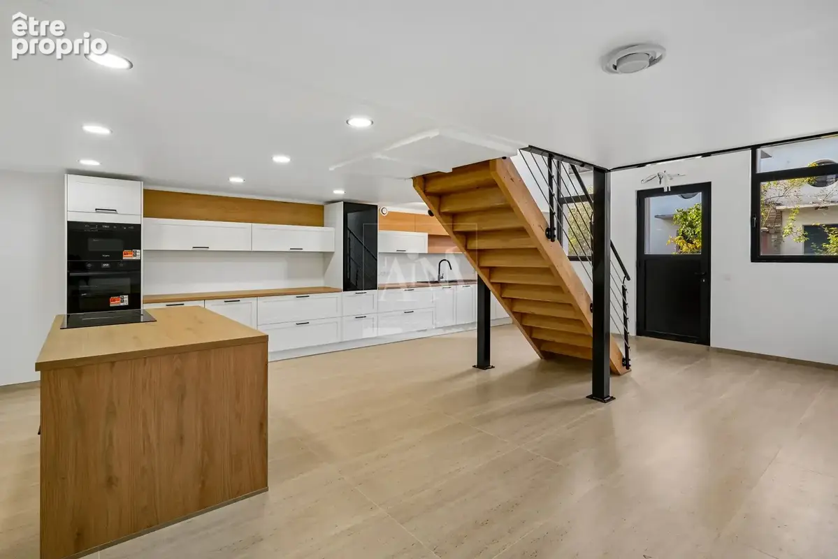 Maison de ville esprit LOFT - Roof Top - Terrasse - Parkings - photo 5