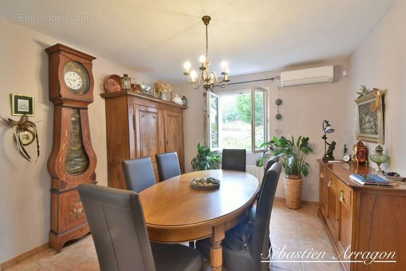 Entre Villeneuve-sur-Lot (47) et Saint-Sylvestre-sur-Lot – Belle maison de plain-pied avec piscine sur 3 800 m² - photo 5