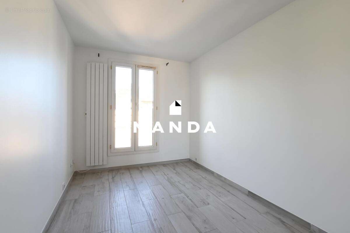 Appartement à ISSY-LES-MOULINEAUX