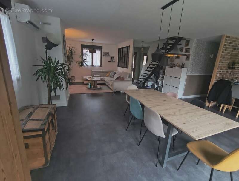 Maison à MARCHIENNES