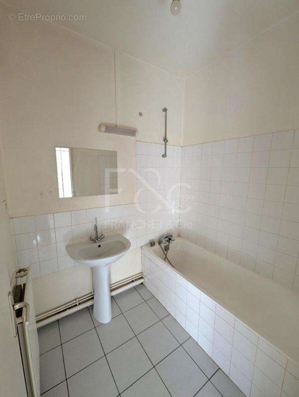 Appartement à FRANCHEVILLE