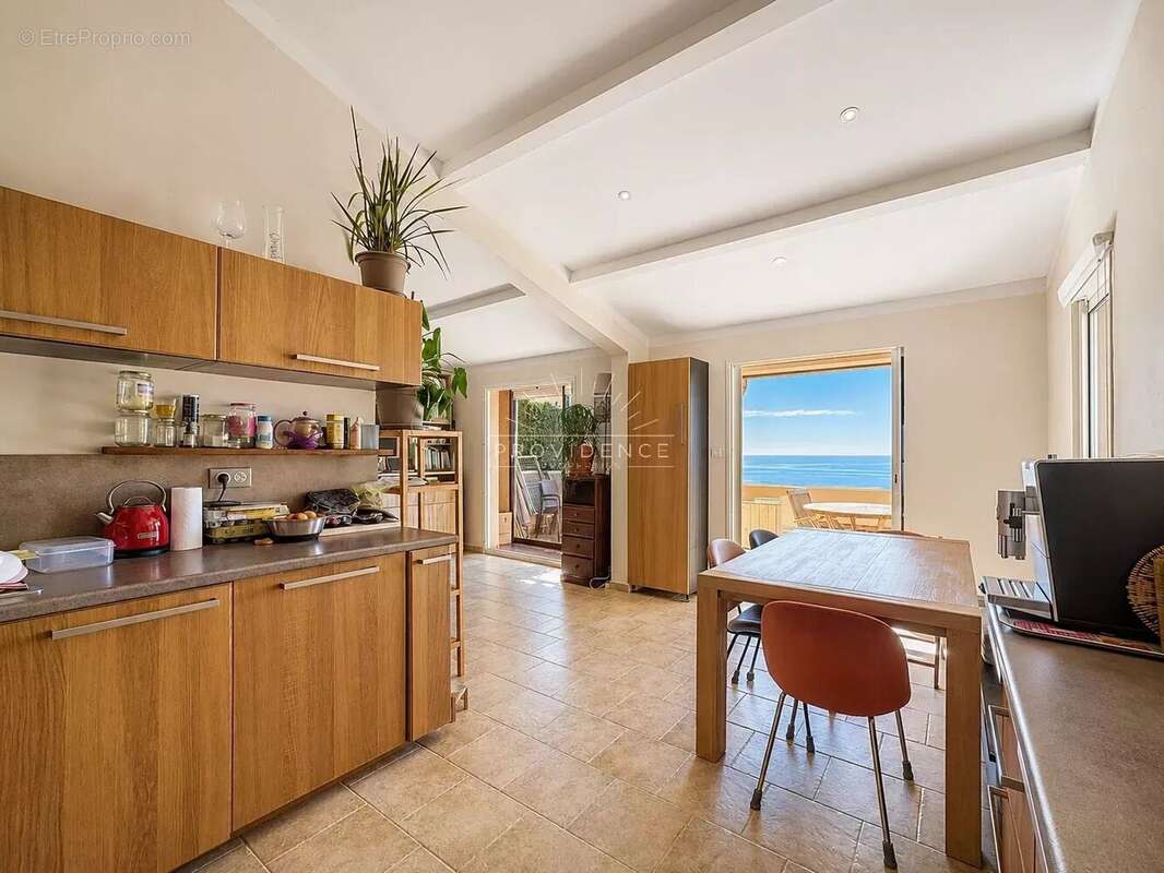 Appartement à THEOULE-SUR-MER