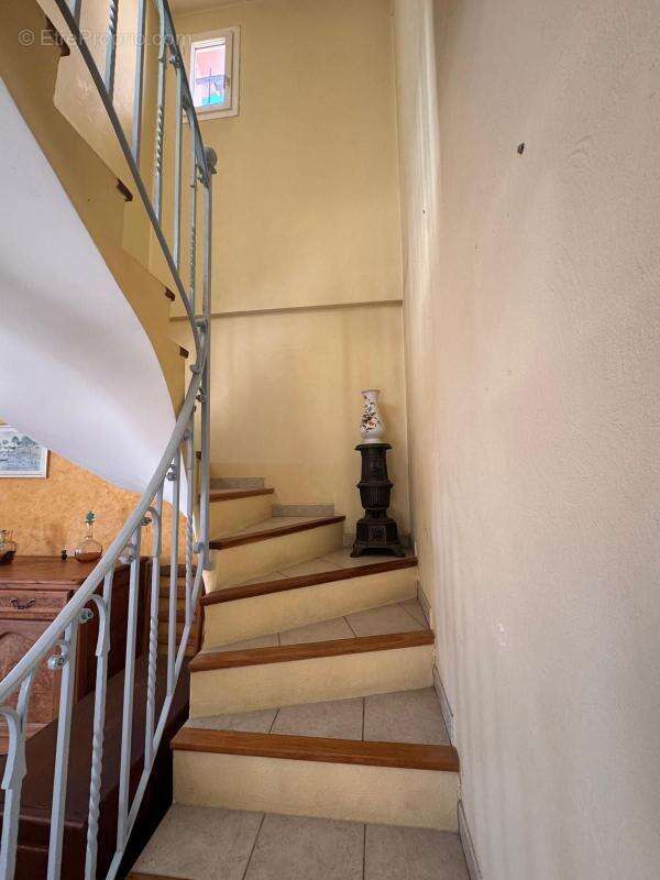 Maison à MANDELIEU-LA-NAPOULE