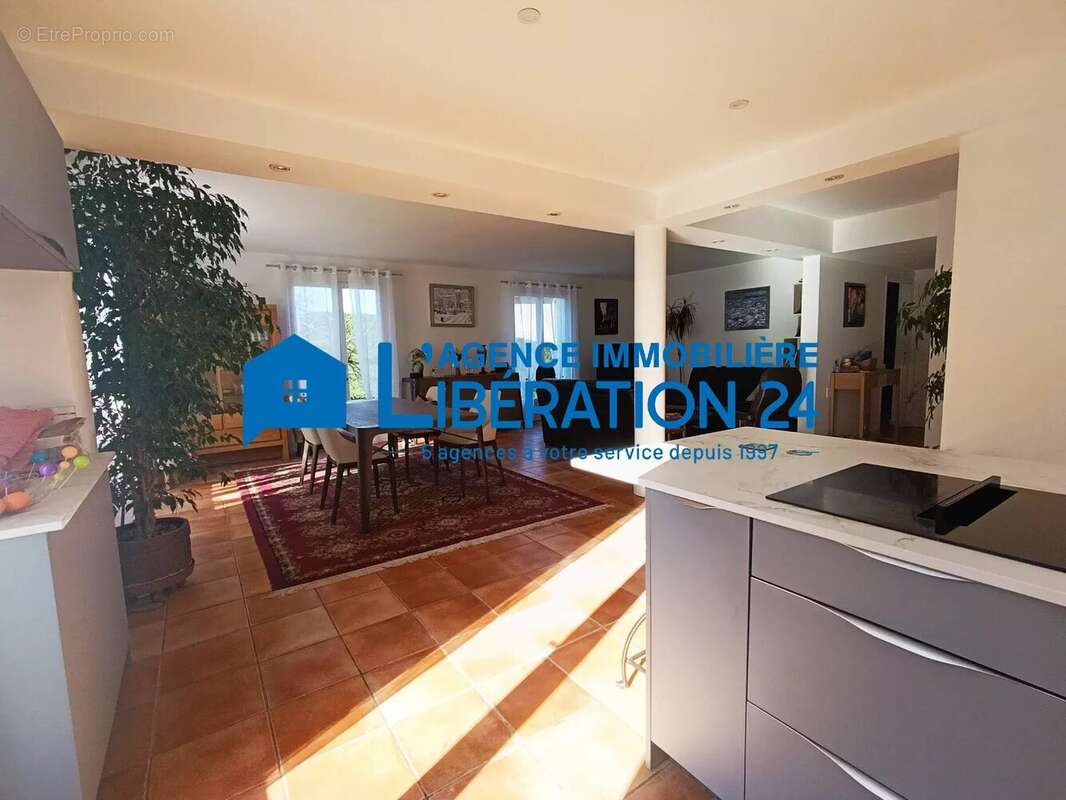 Maison à SAINT-ETIENNE