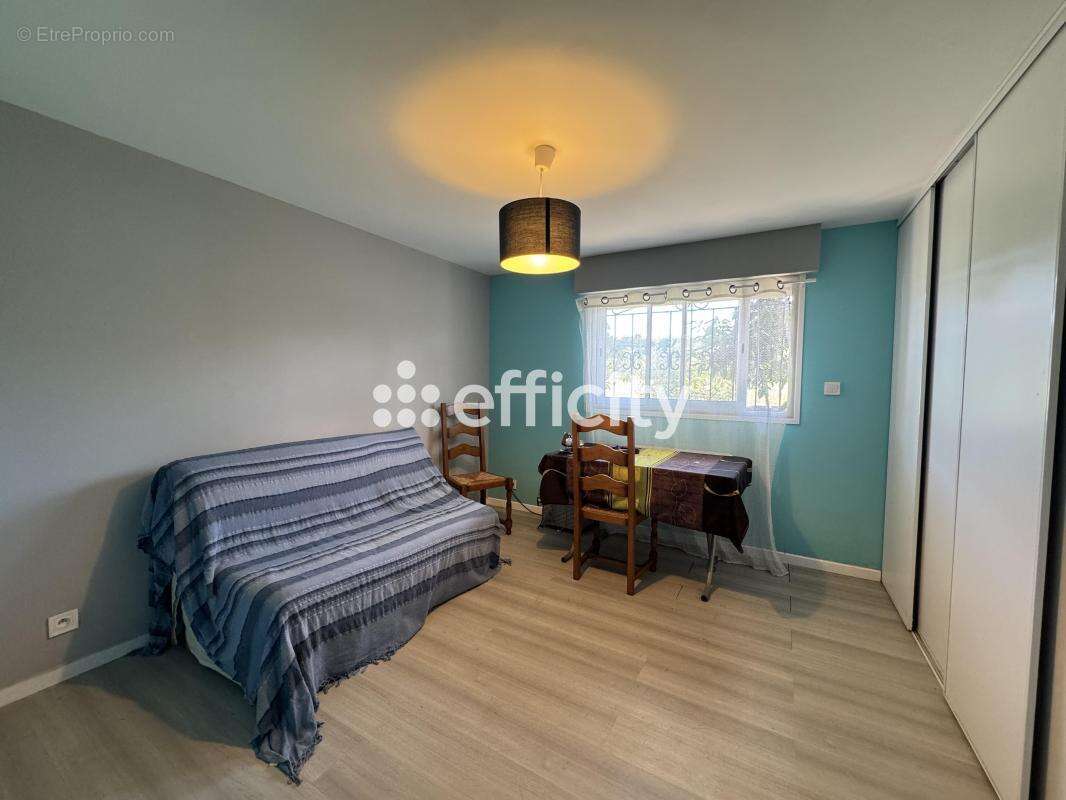 Maison 190 m² à Lembeye  - photo 12