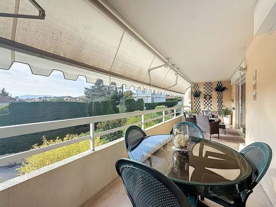 Appartement à LE CANNET