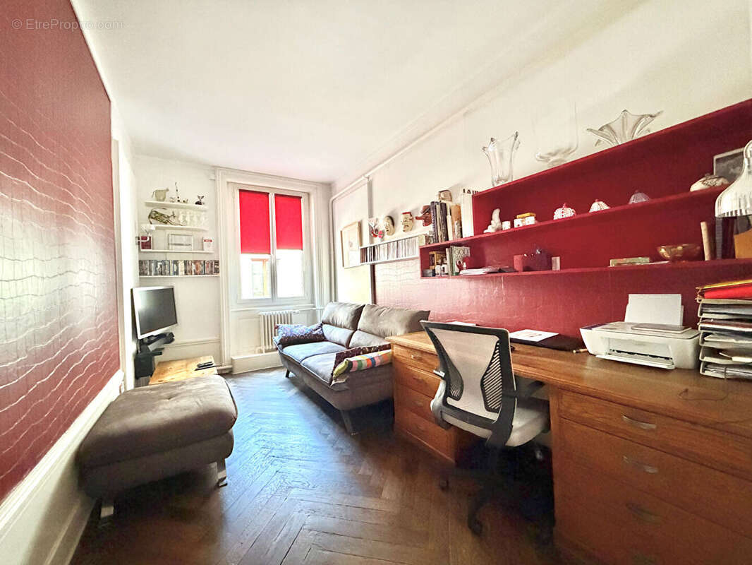 Magnifique appartement haussmannien rénové de 130 m² - photo 5