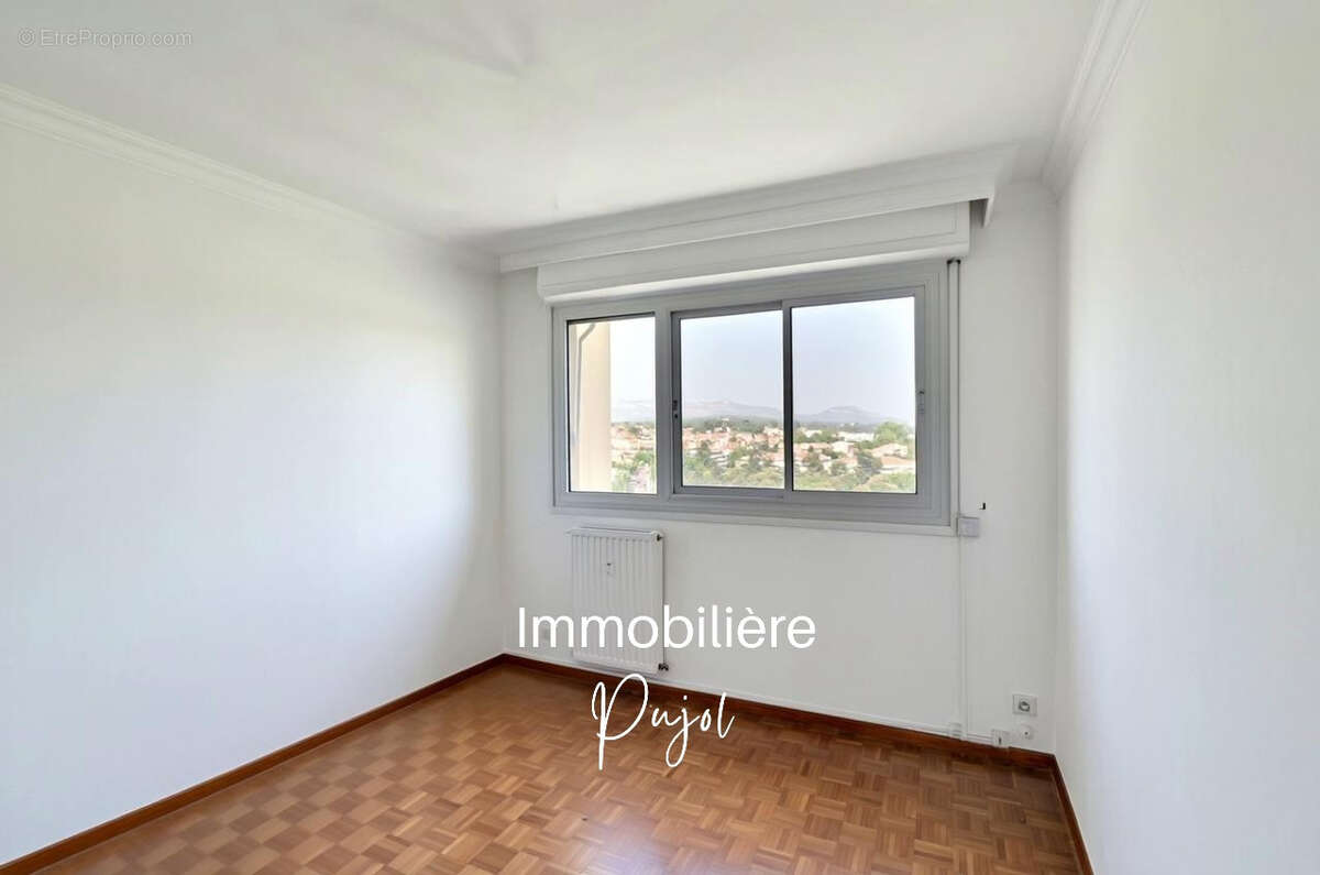 Appartement à MARSEILLE-12E