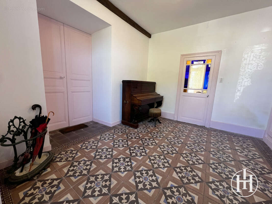 Maison à CERILLY