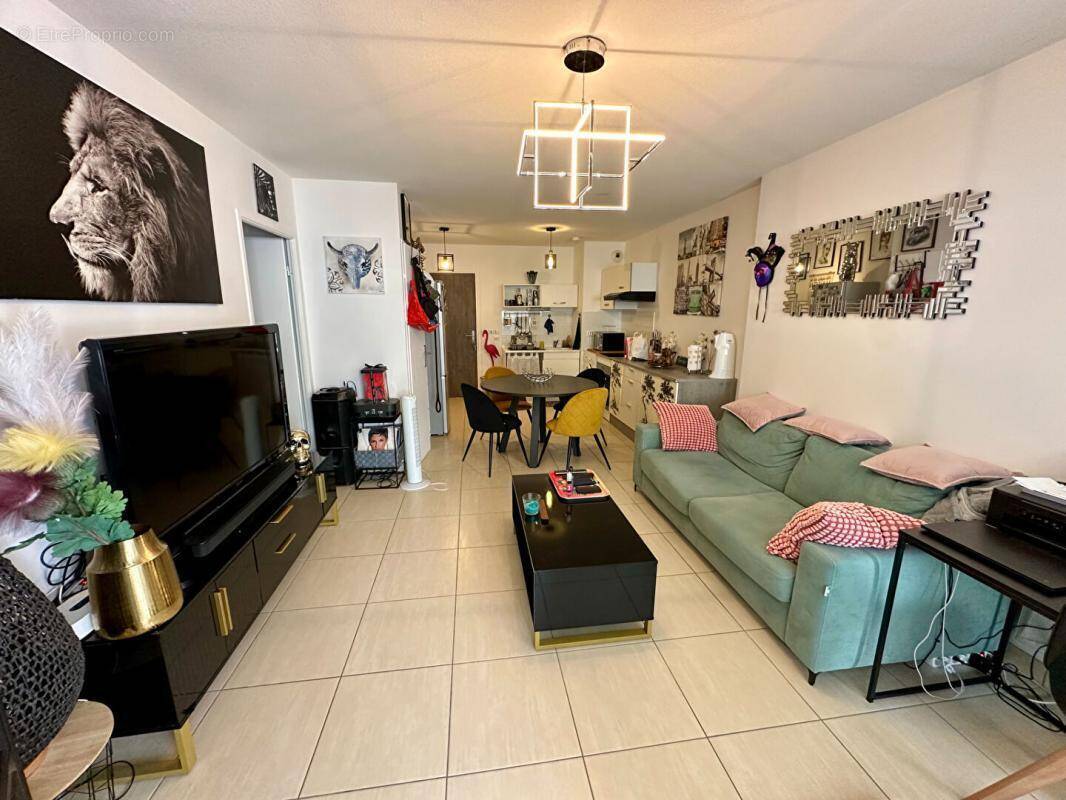Appartement à LAVERUNE