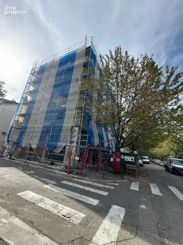 Grenoble STOP AFFAIRE  libération/ Aigle  local  60 m2 - photo 6