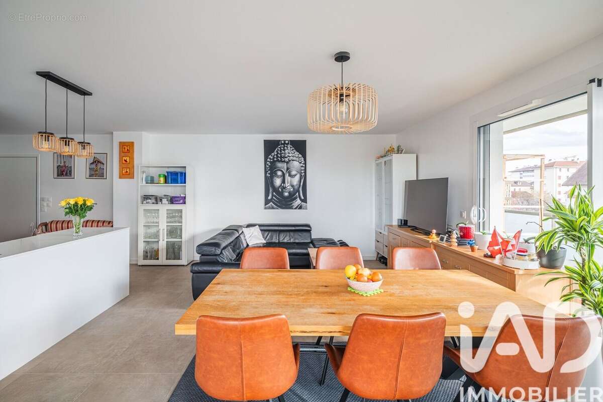 Photo 2 - Appartement à AMBILLY