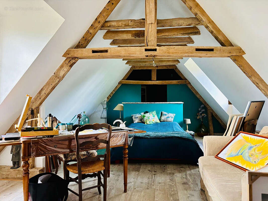Maison à BONNETABLE