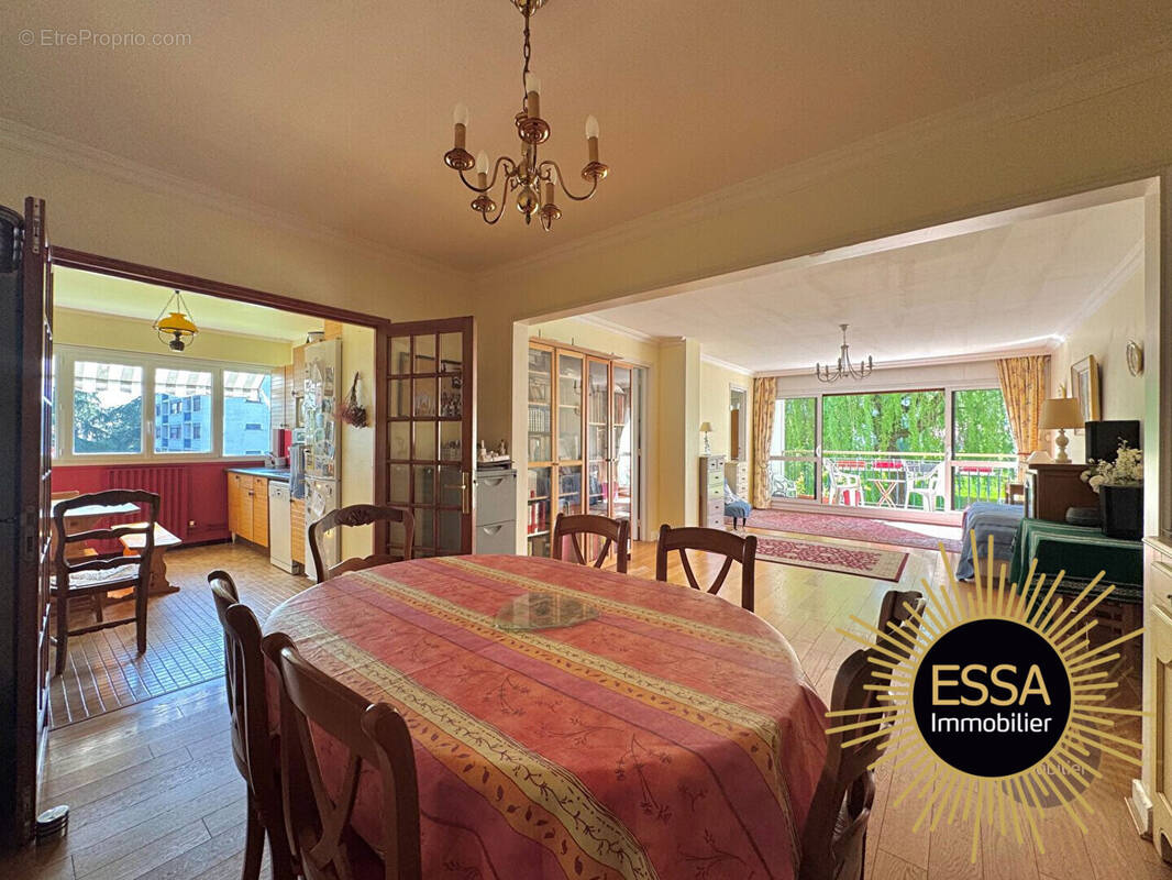 Appartement à NOISY-LE-ROI