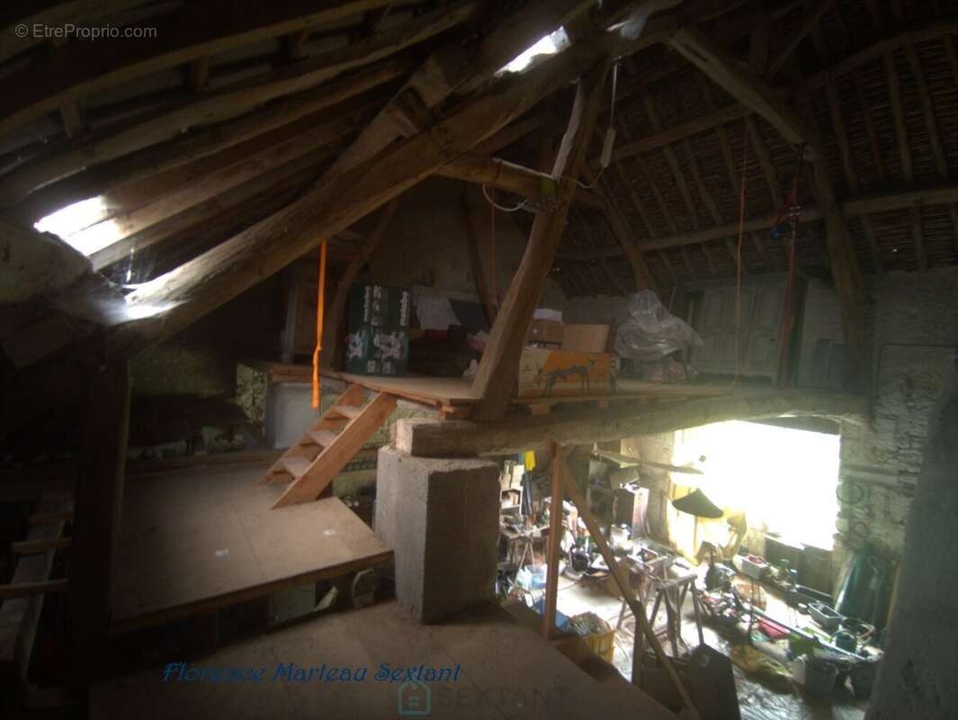 Epeigné-les-Bois Longère de 183m2 et ses dépendances 315 000 - photo 20