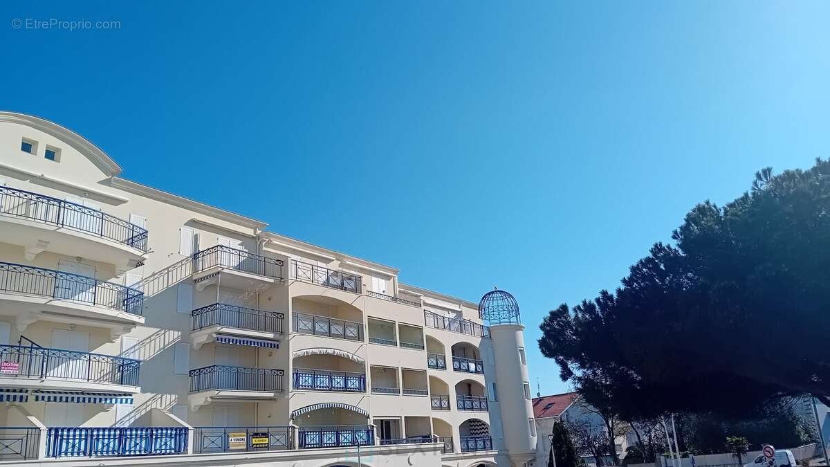 Appartement à VAUX-SUR-MER
