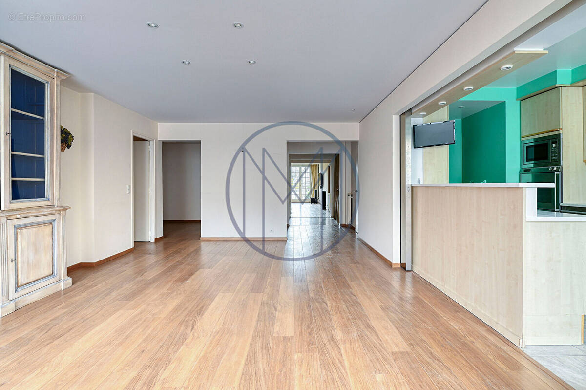 Appartement à VERSAILLES