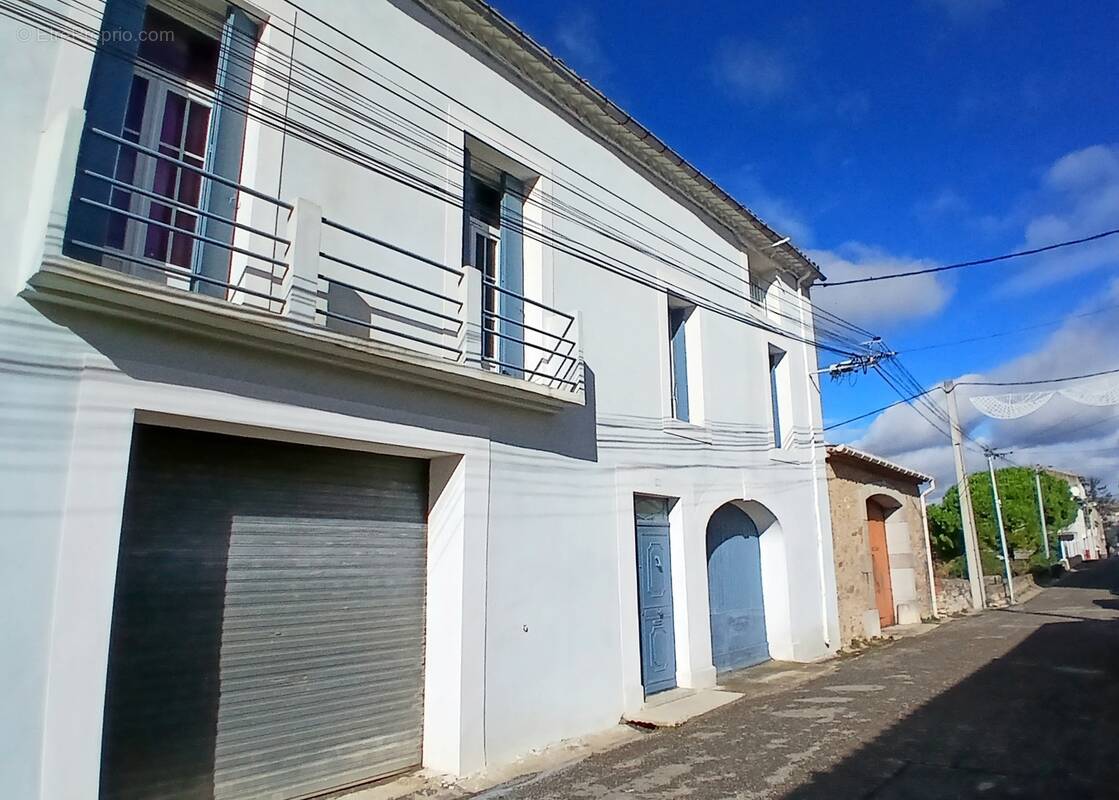 Maison à AUTIGNAC