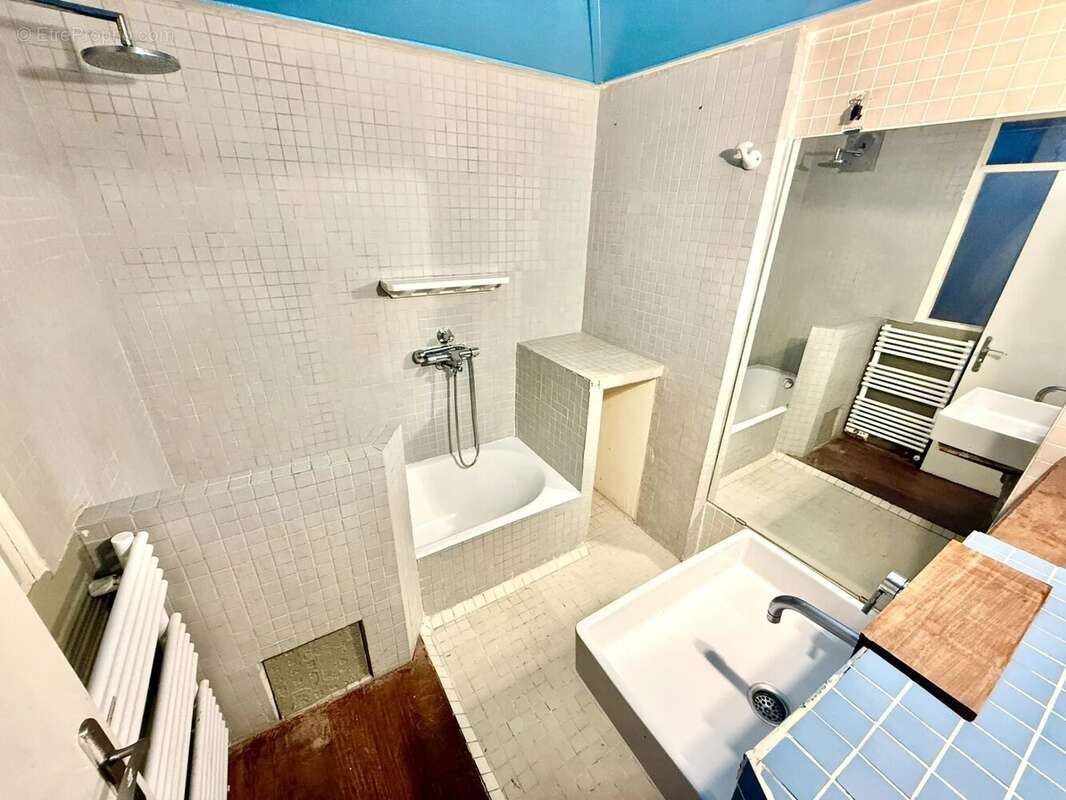 Appartement à PARIS-11E