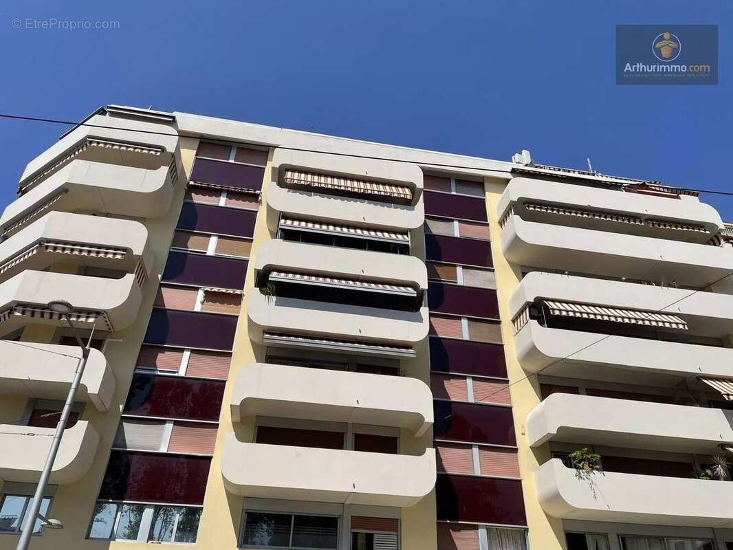 Vente Appartement Nice(06100) 210 000ï¿œ - photo 2