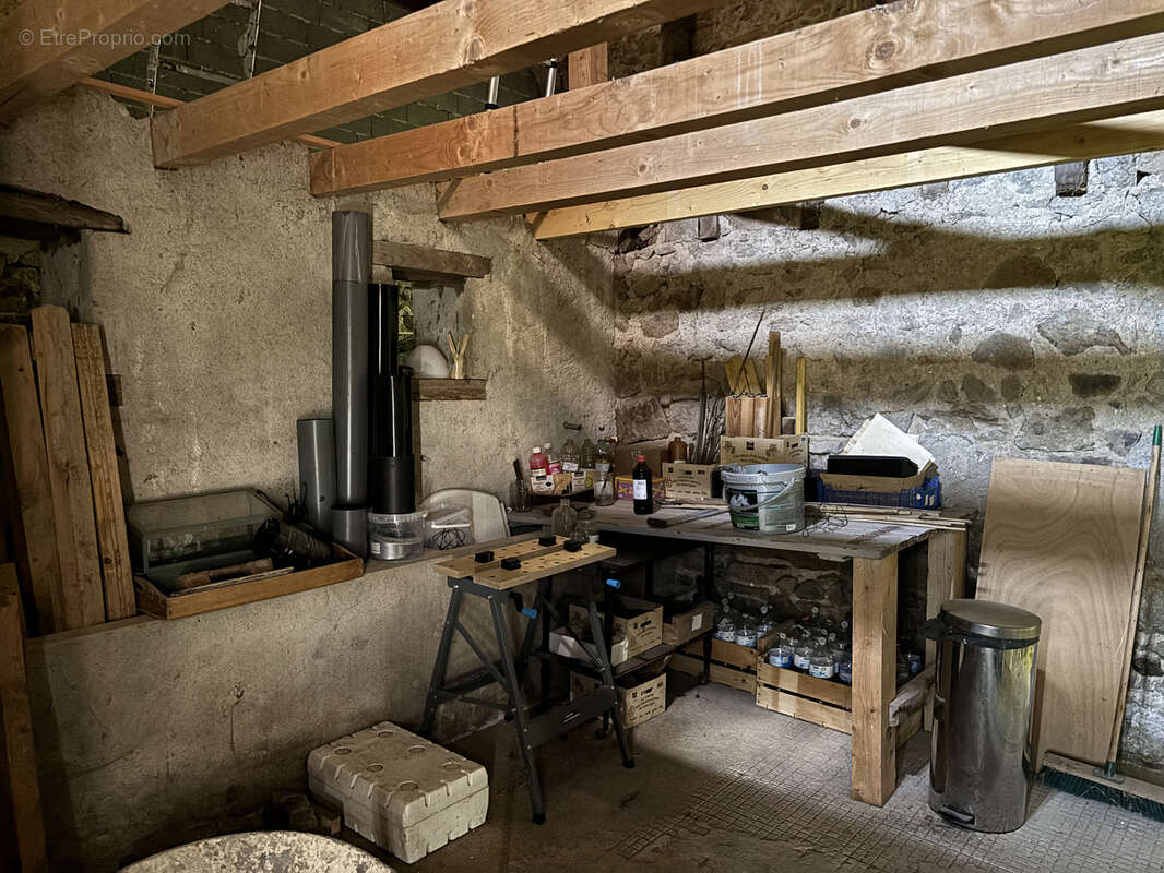 Maison à LOUROUX-DE-BEAUNE