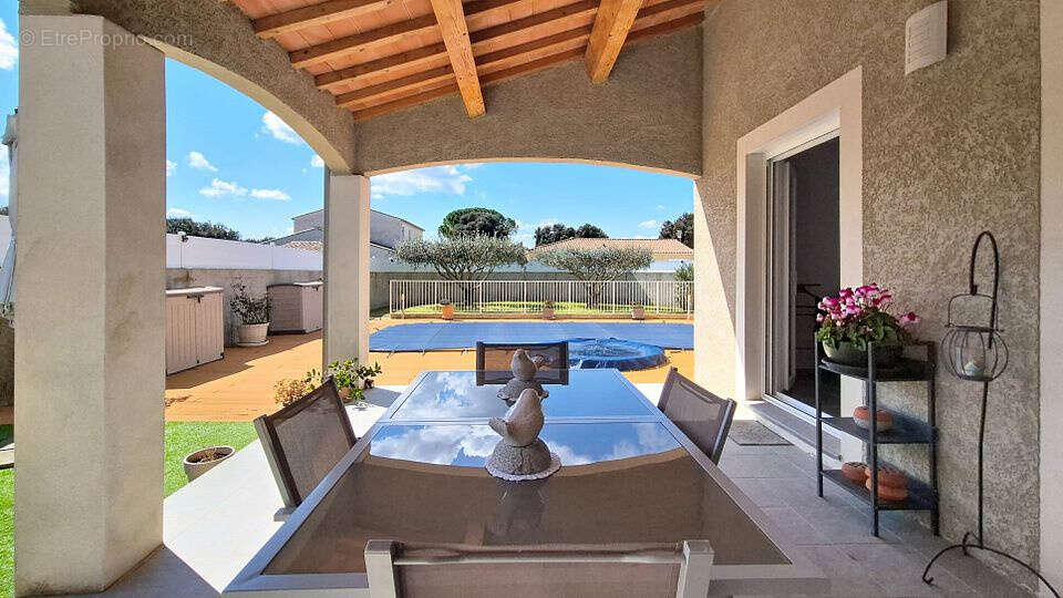 Maison à AUJARGUES