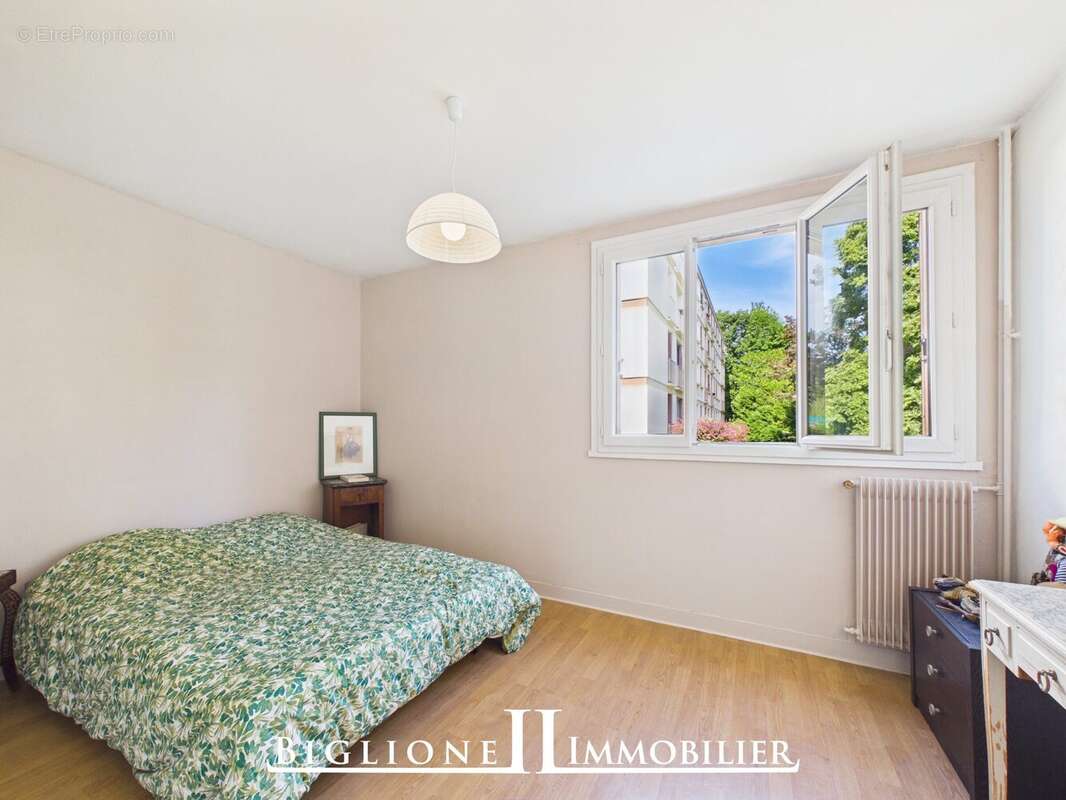 Appartement à COUBRON