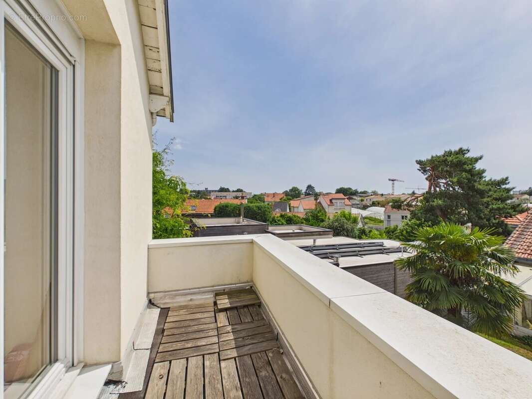 La Martelière : Maison familiale 110m2, 4 chambres et dépendances au calme absolu - photo 11
