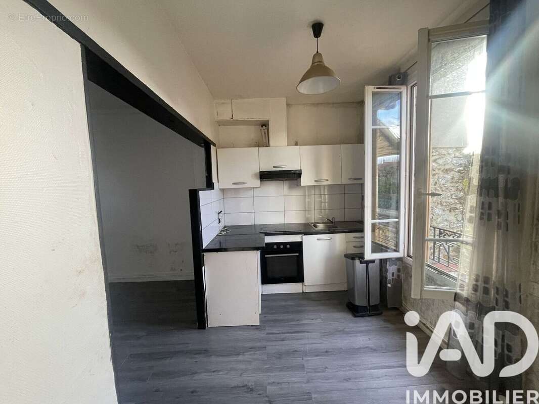 Photo 2 - Maison à VILLENEUVE-LE-ROI