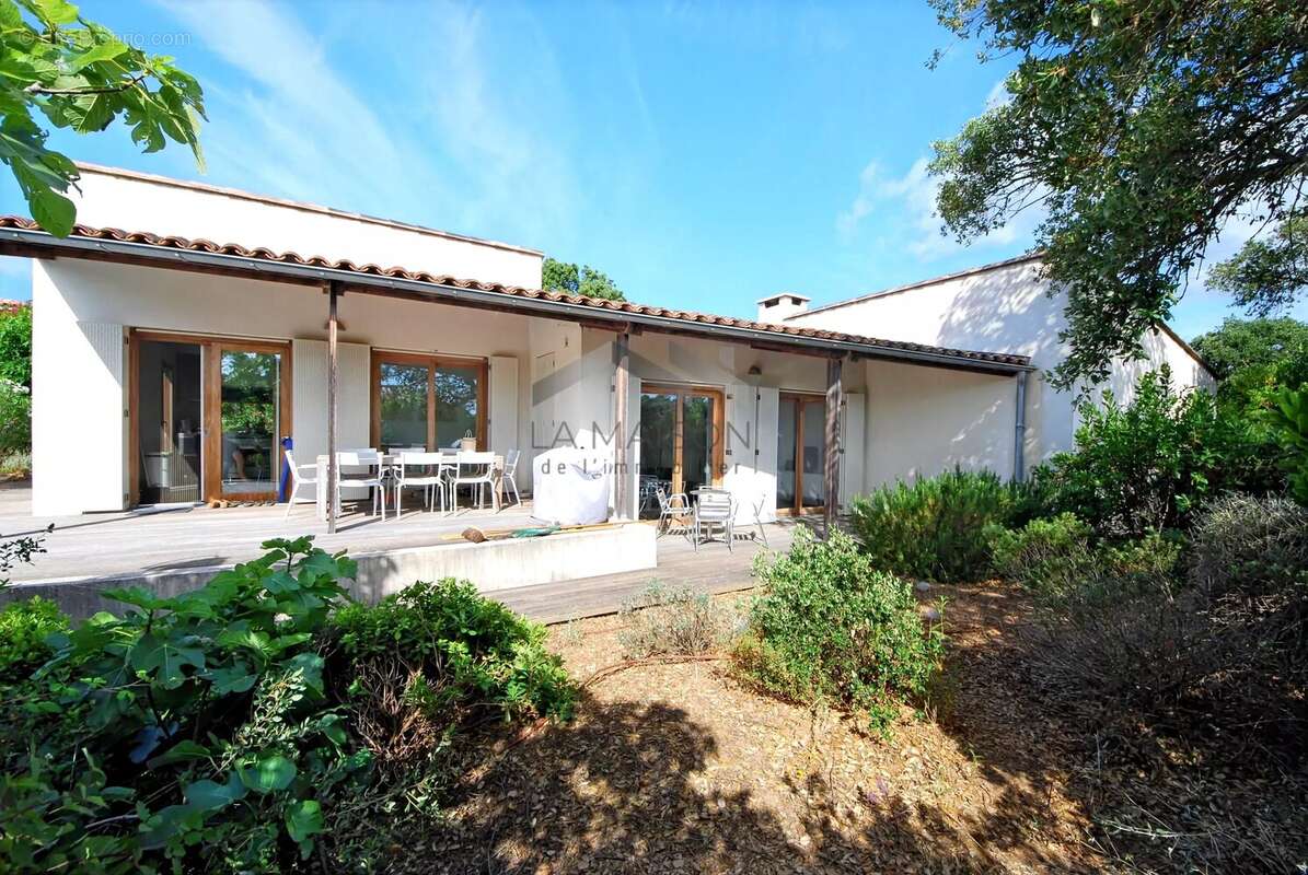 Maison à PORTO-VECCHIO