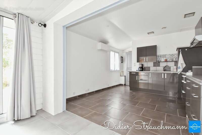 Maison à vendre 4 pièces LA JARRIE (17) - photo 13