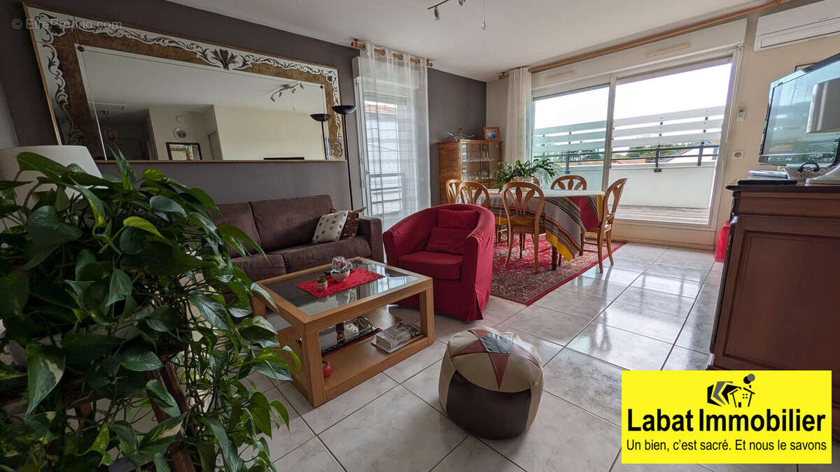Appartement 60 m² à Boucau  - photo 3