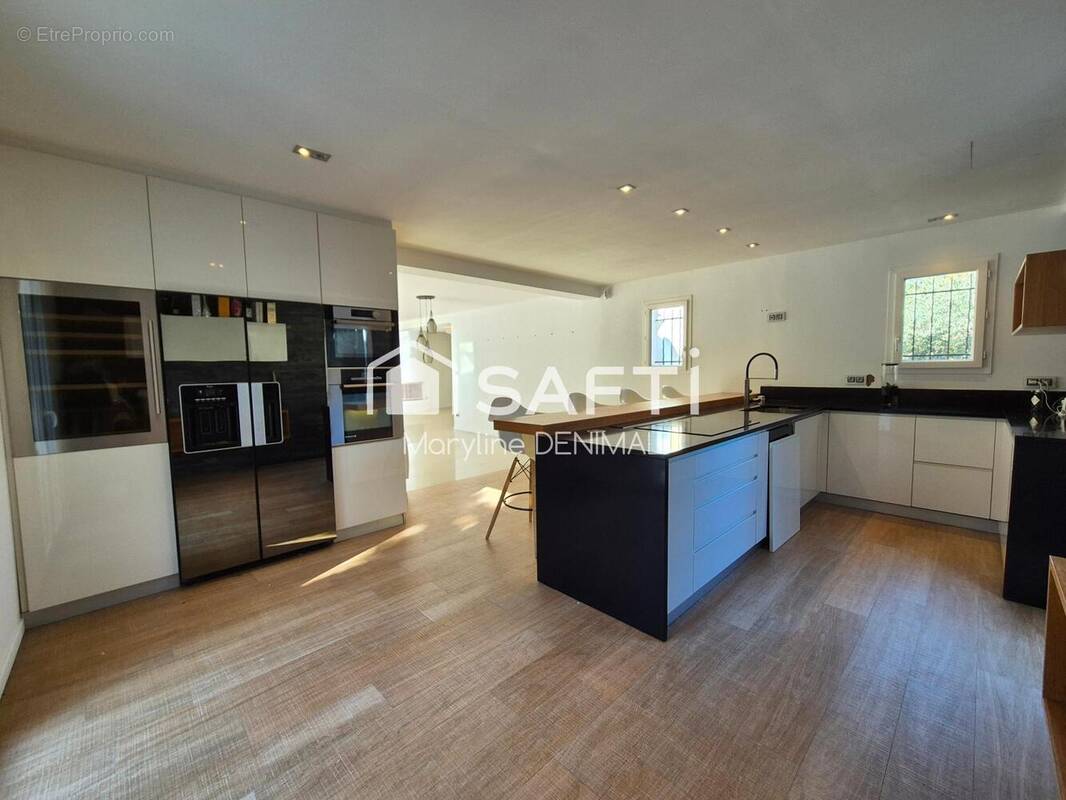 Photo 1 - Maison à LES ADRETS-DE-L'ESTEREL