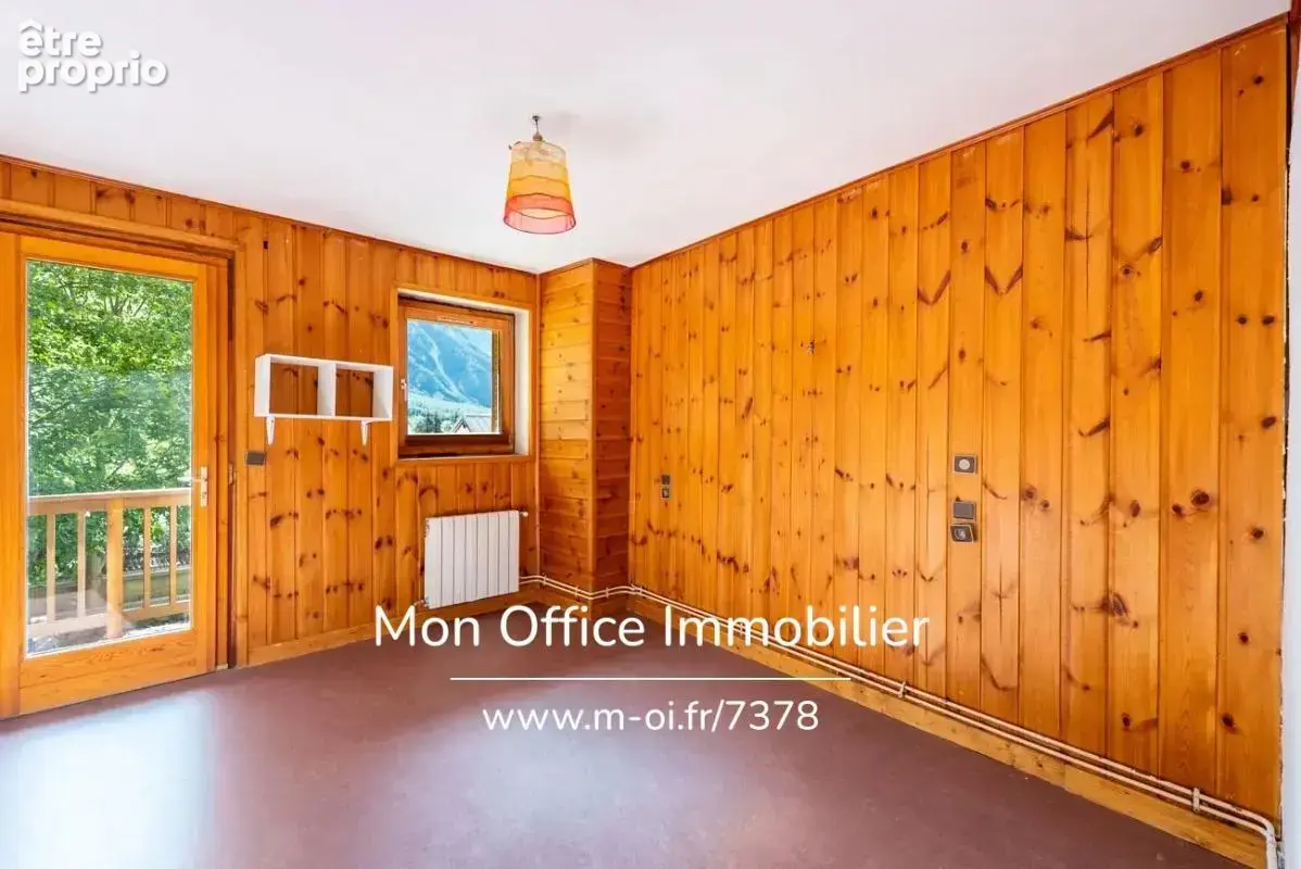 Référence : 7378-SCN - Maison de 500 m2 avec 4 appartements au Val des Près - photo 10